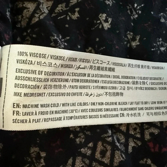 BNWT Hollister Navy/ Purple Tank Blouse- Size Large - Picture 5 of 6